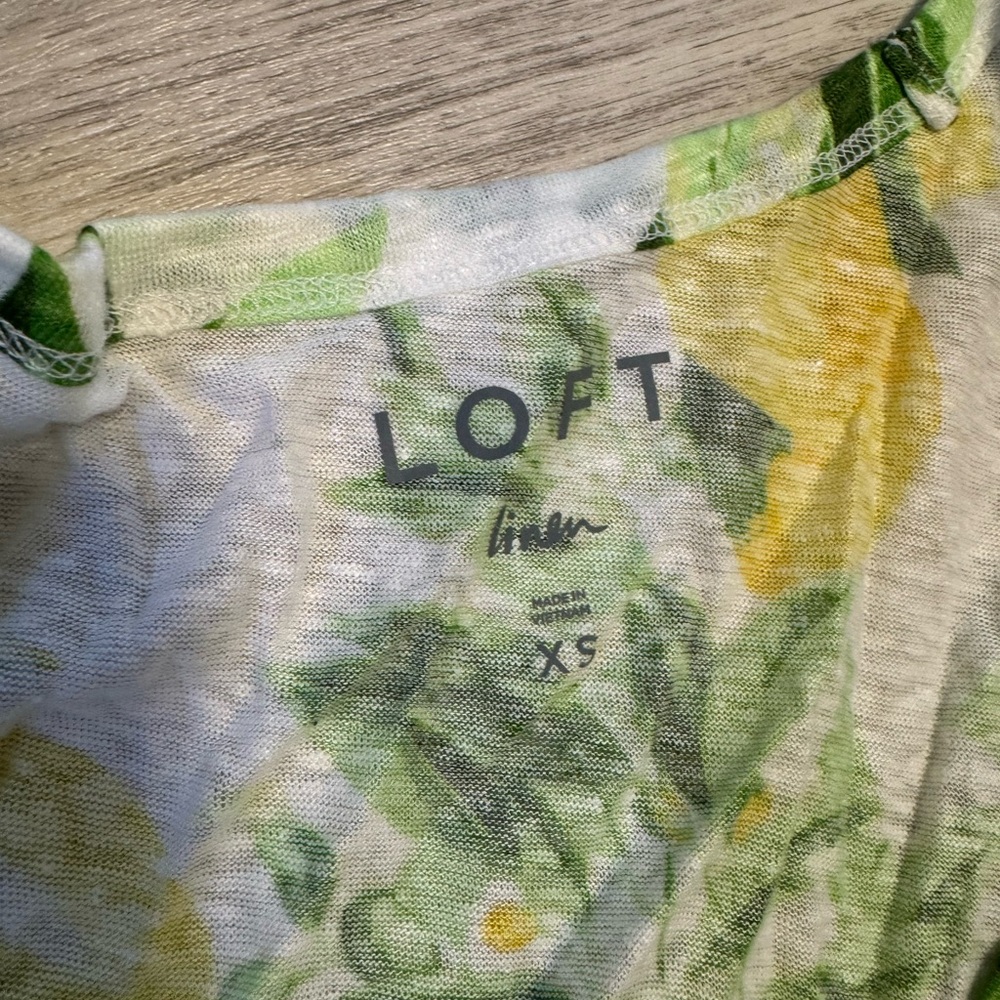 Loft linen lemon cap sleeve top. Xsmall - Picture 4 of 4